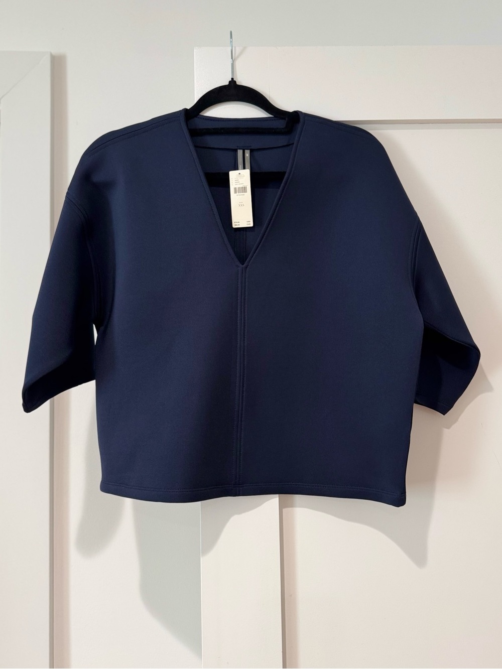 NWT Anthropologie Navy Scuba V-Neck Short-Sleeve Top